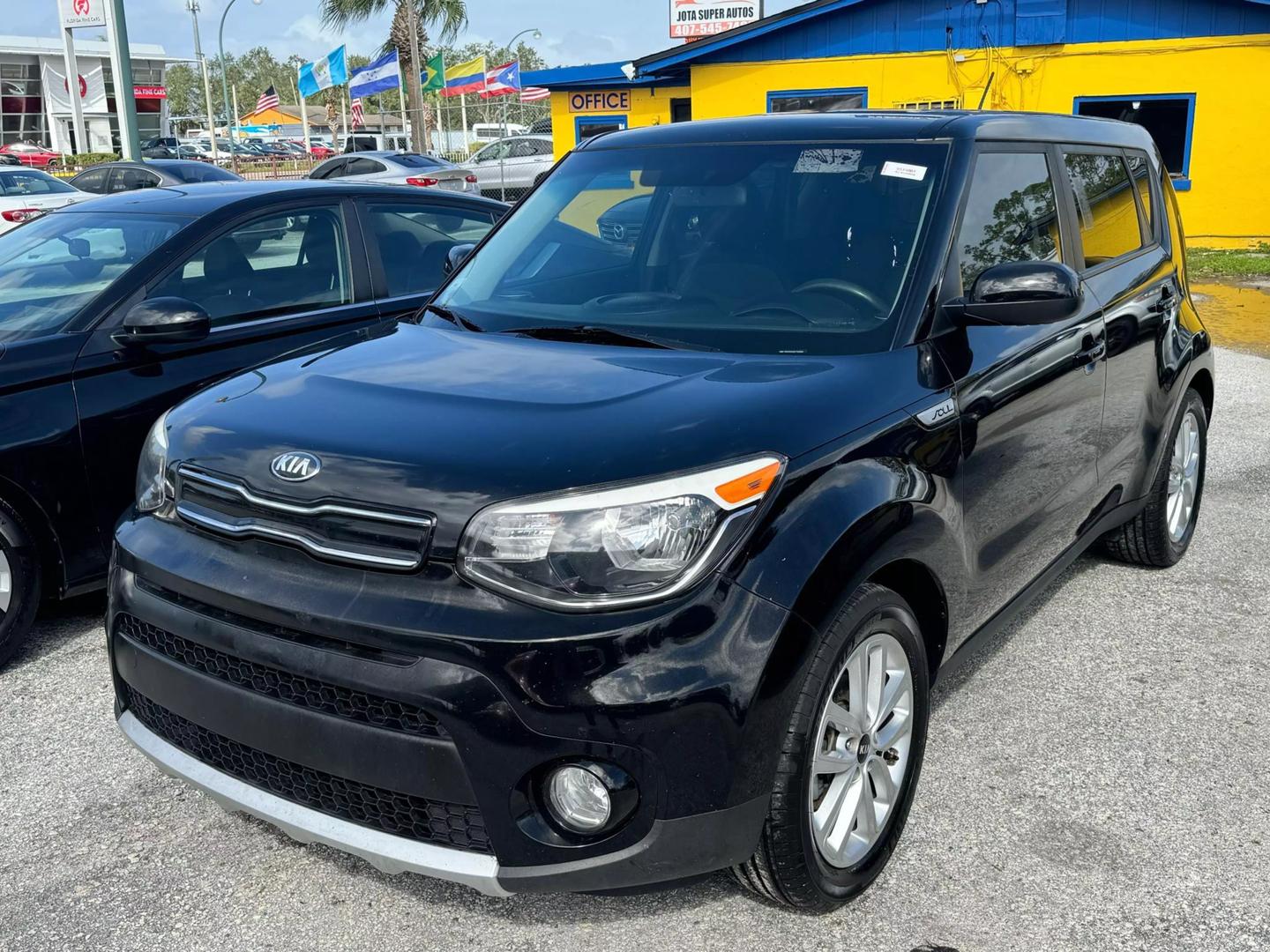 2018 Kia Soul + photo 3