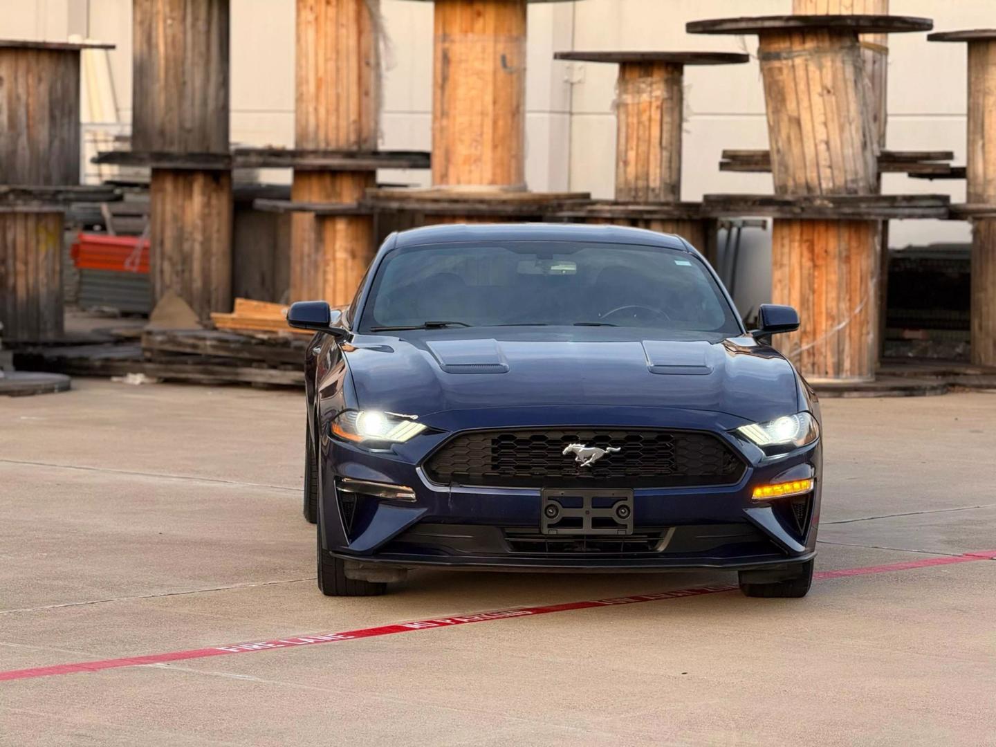 2018 Ford Mustang EcoBoost photo 5