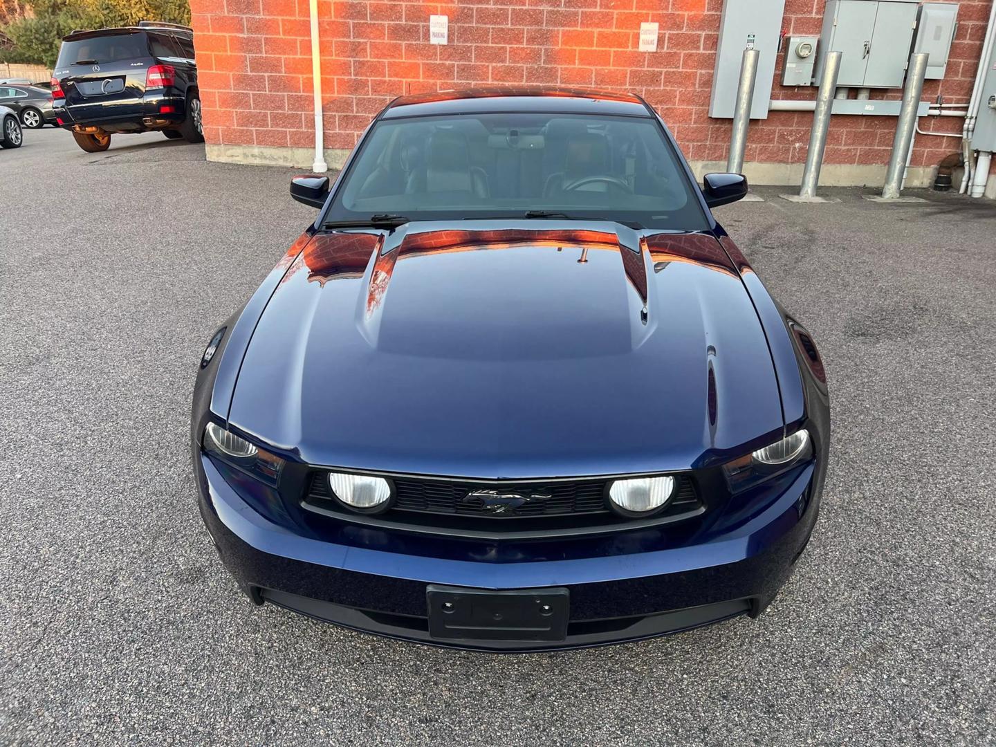 2011 Ford Mustang GT Premium photo 8