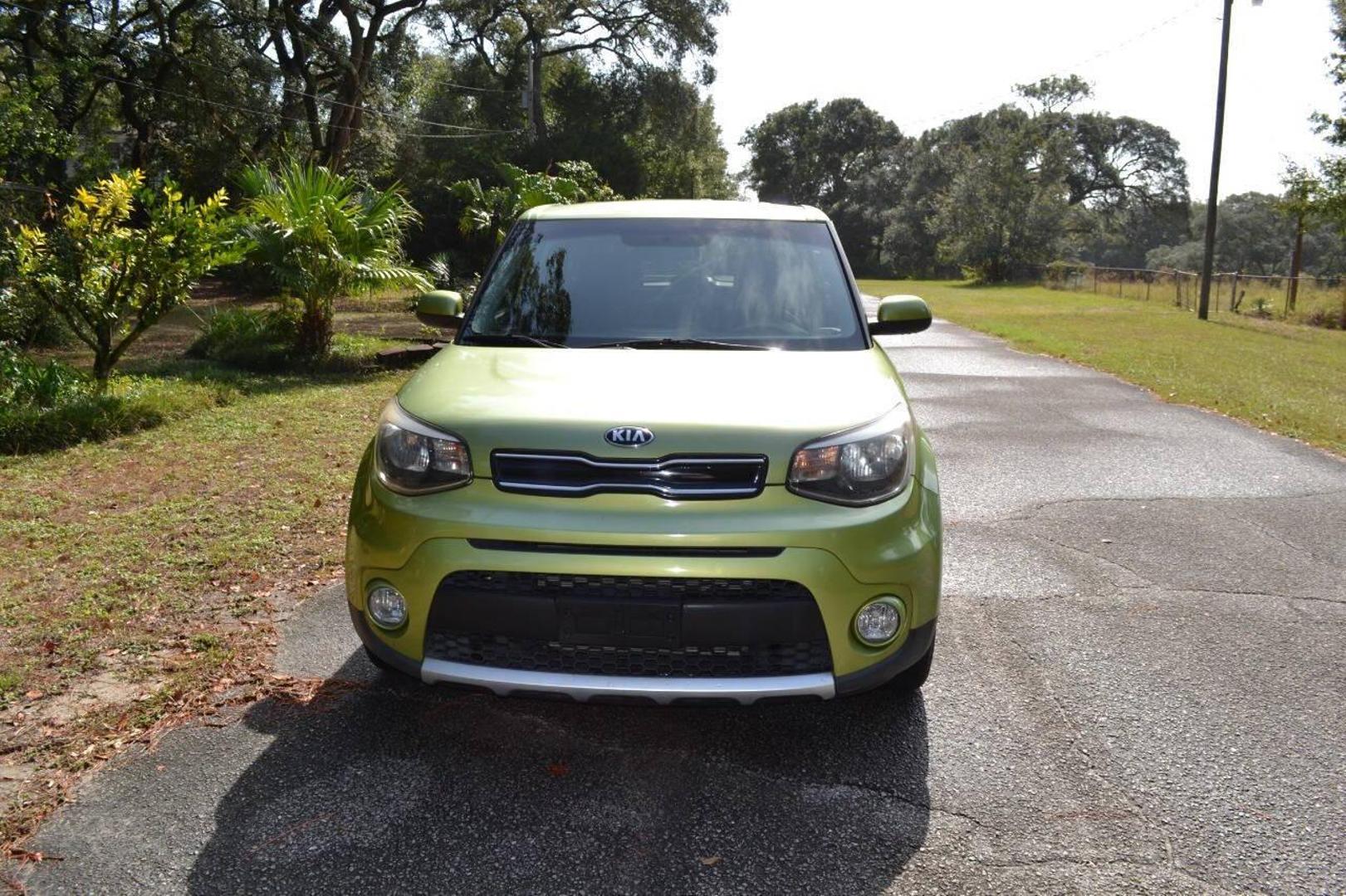 2017 Kia Soul + photo 30