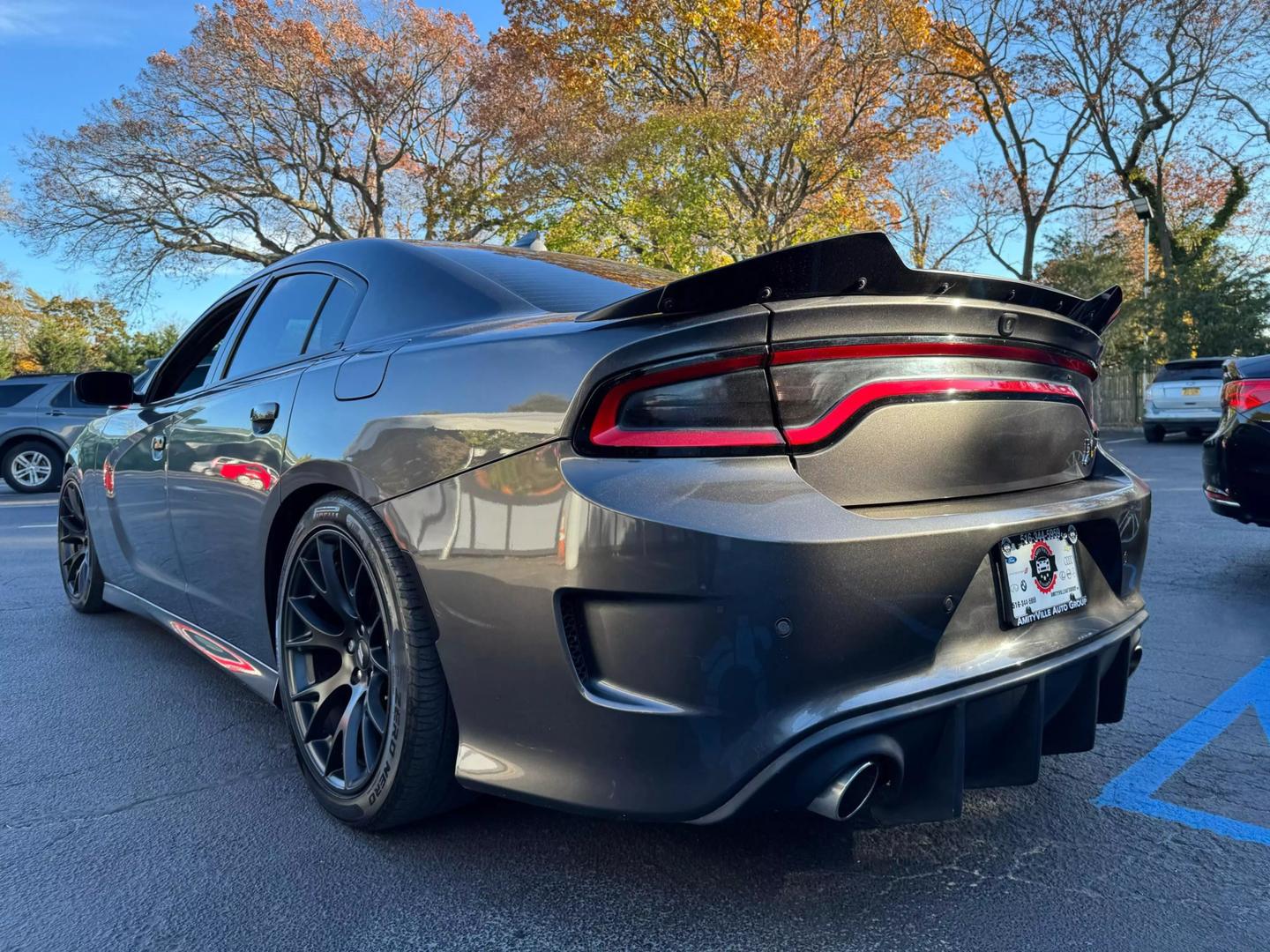 2019 Dodge Charger R/T photo 18