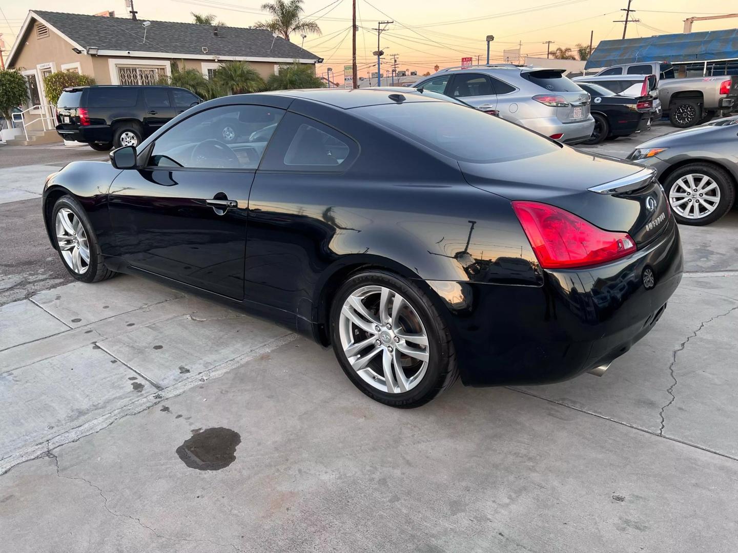 2009 INFINITI G Coupe 37 Journey photo 7