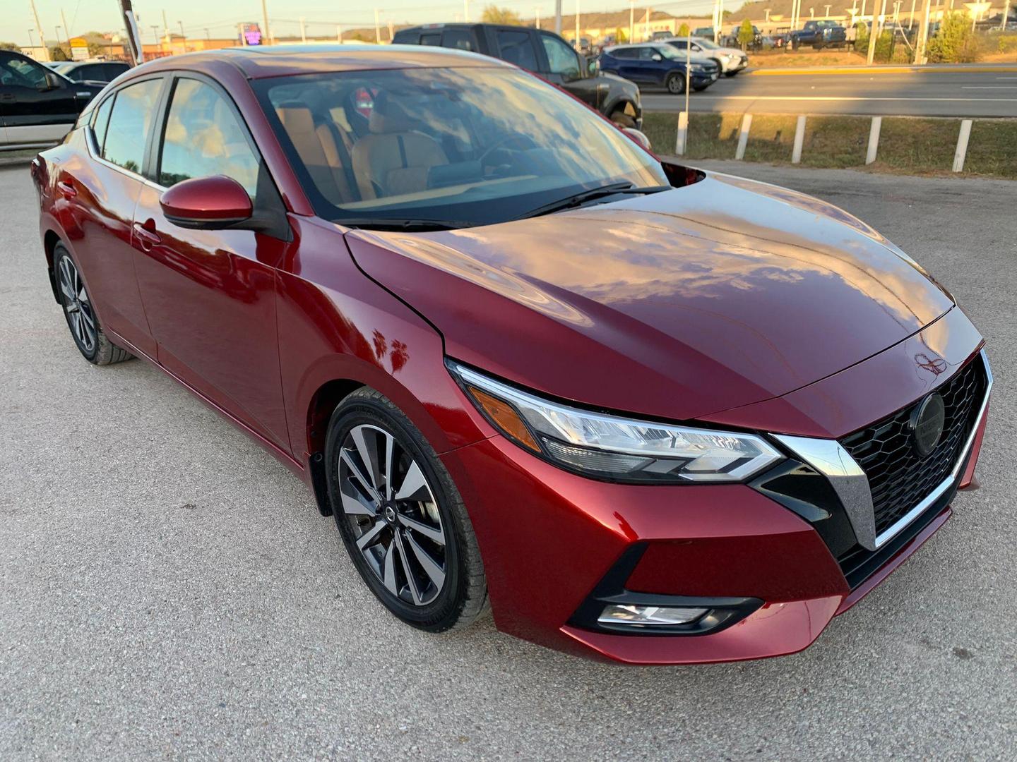 2020 Nissan Sentra SV photo 7