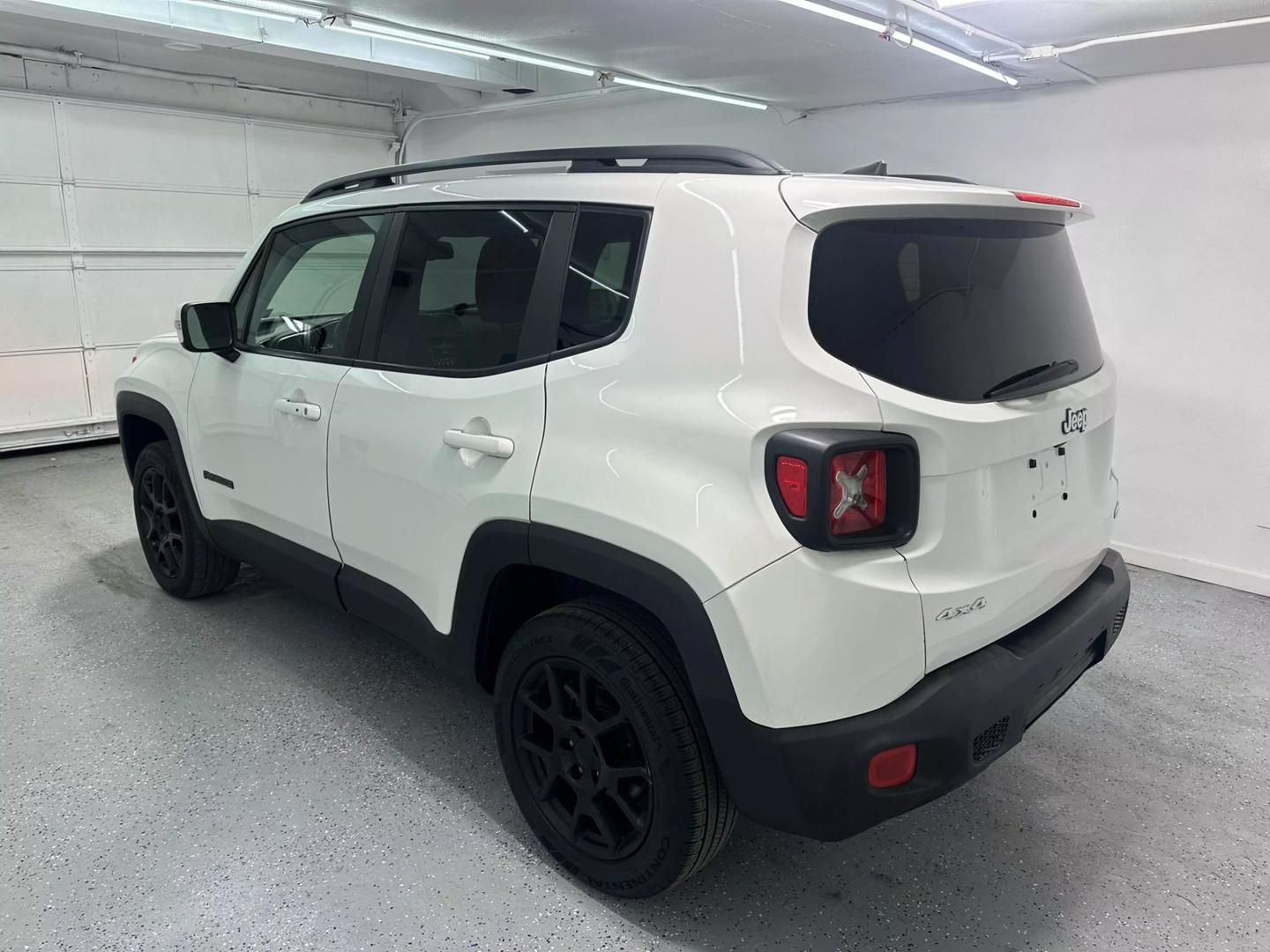 2020 Jeep Renegade Altitude photo 4