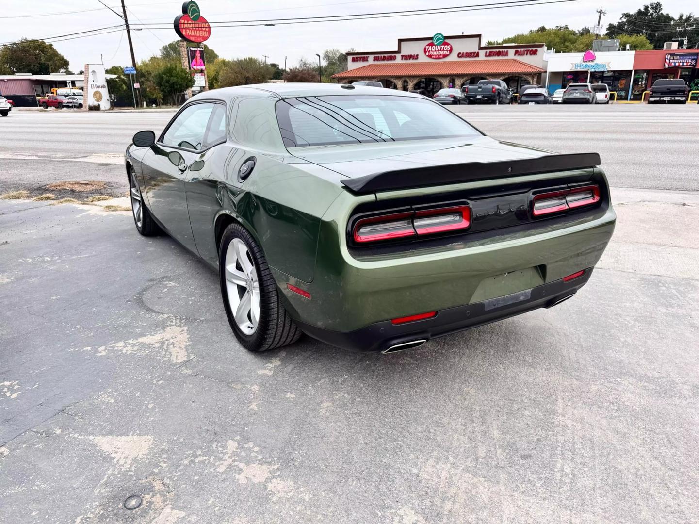 2021 Dodge Challenger GT photo 5