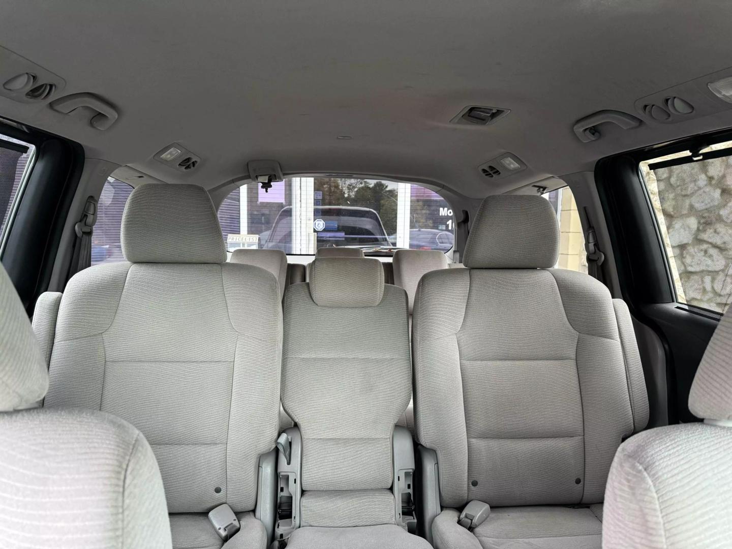 2011 Honda Odyssey EX photo 27