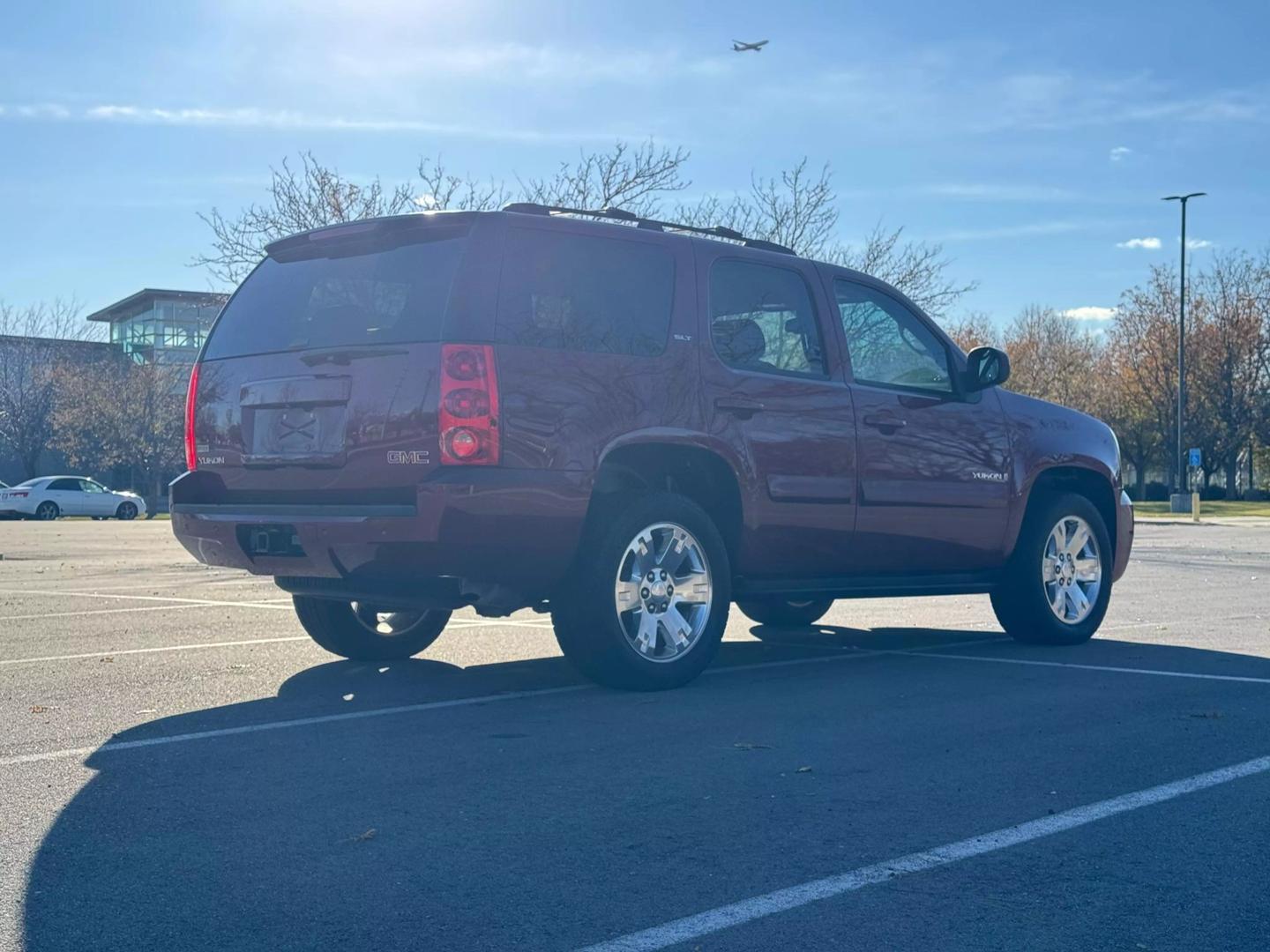 2009 GMC Yukon SLT2 photo 4