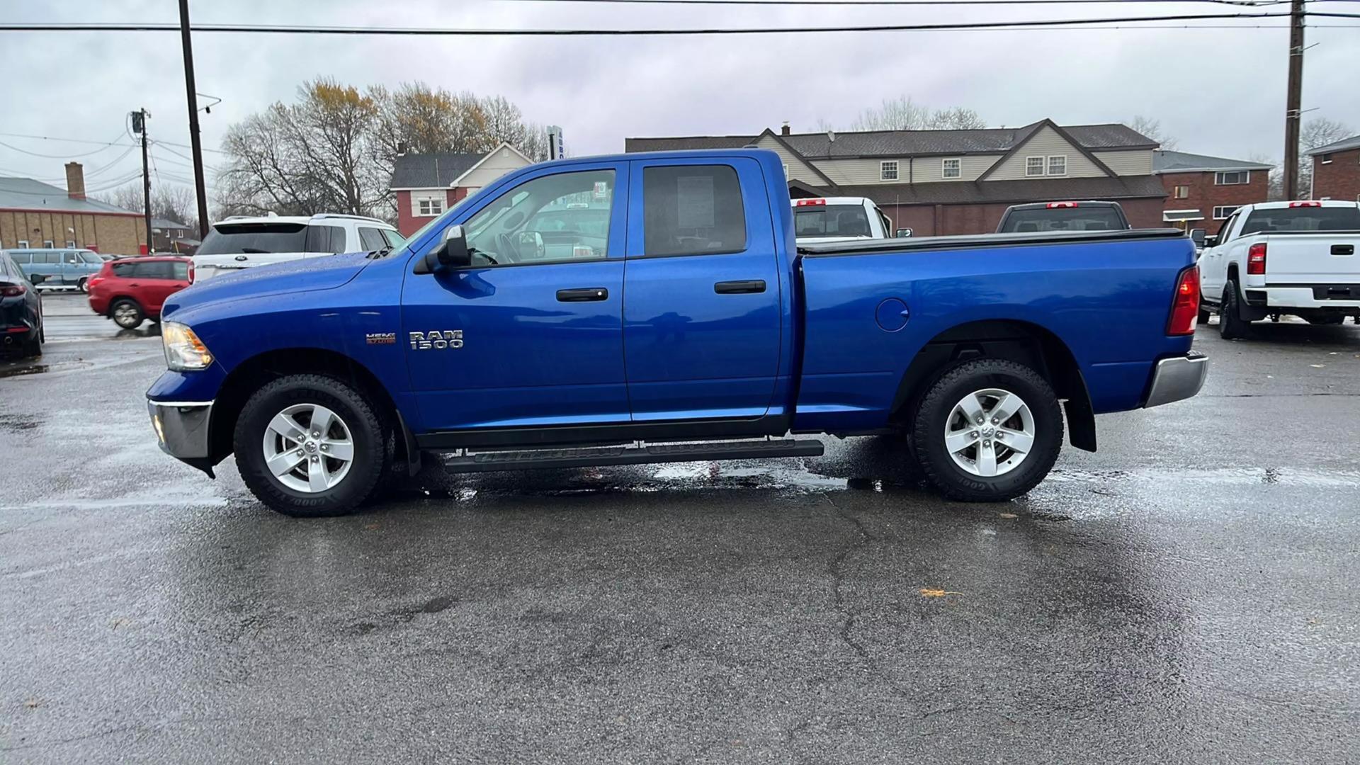 2017 RAM Ram 1500 Pickup Express photo 10