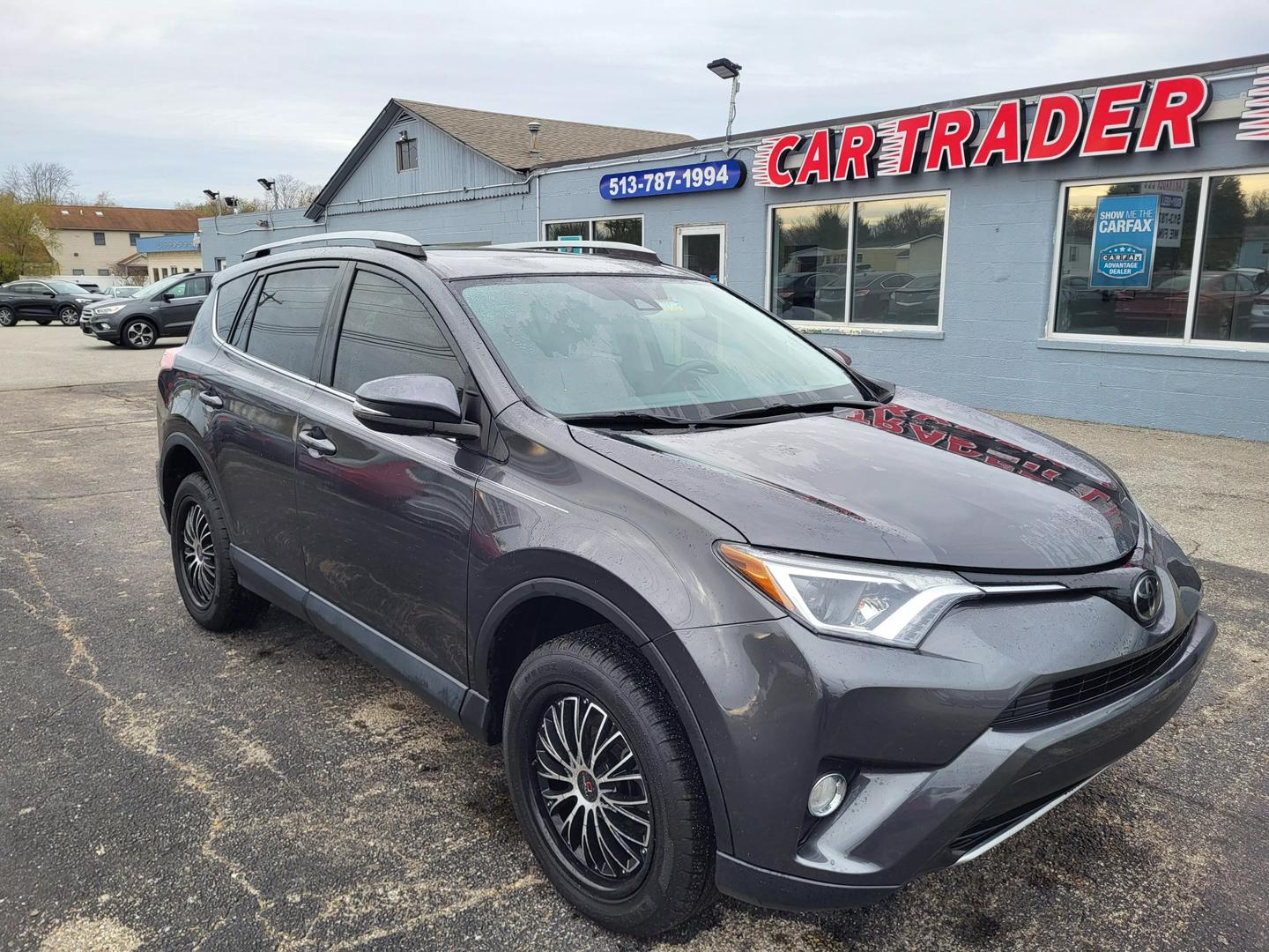 2018 Toyota RAV4 XLE photo 3