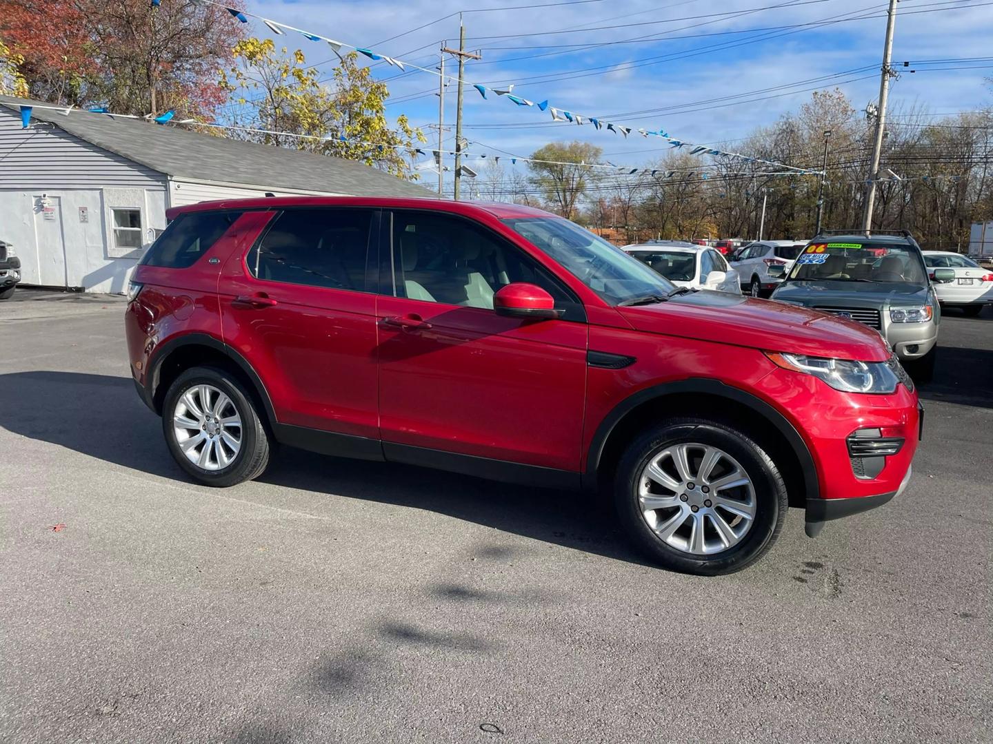 2016 Land Rover Discovery Sport SE photo 20