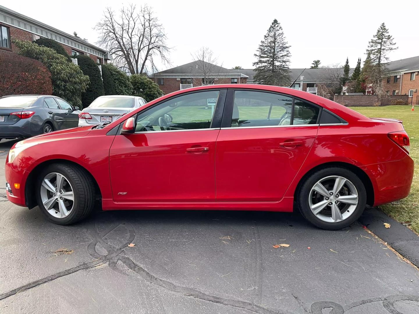 2013 Chevrolet Cruze 2LT photo 8