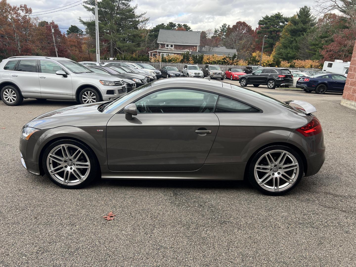 2011 Audi TT Premium Plus photo 2