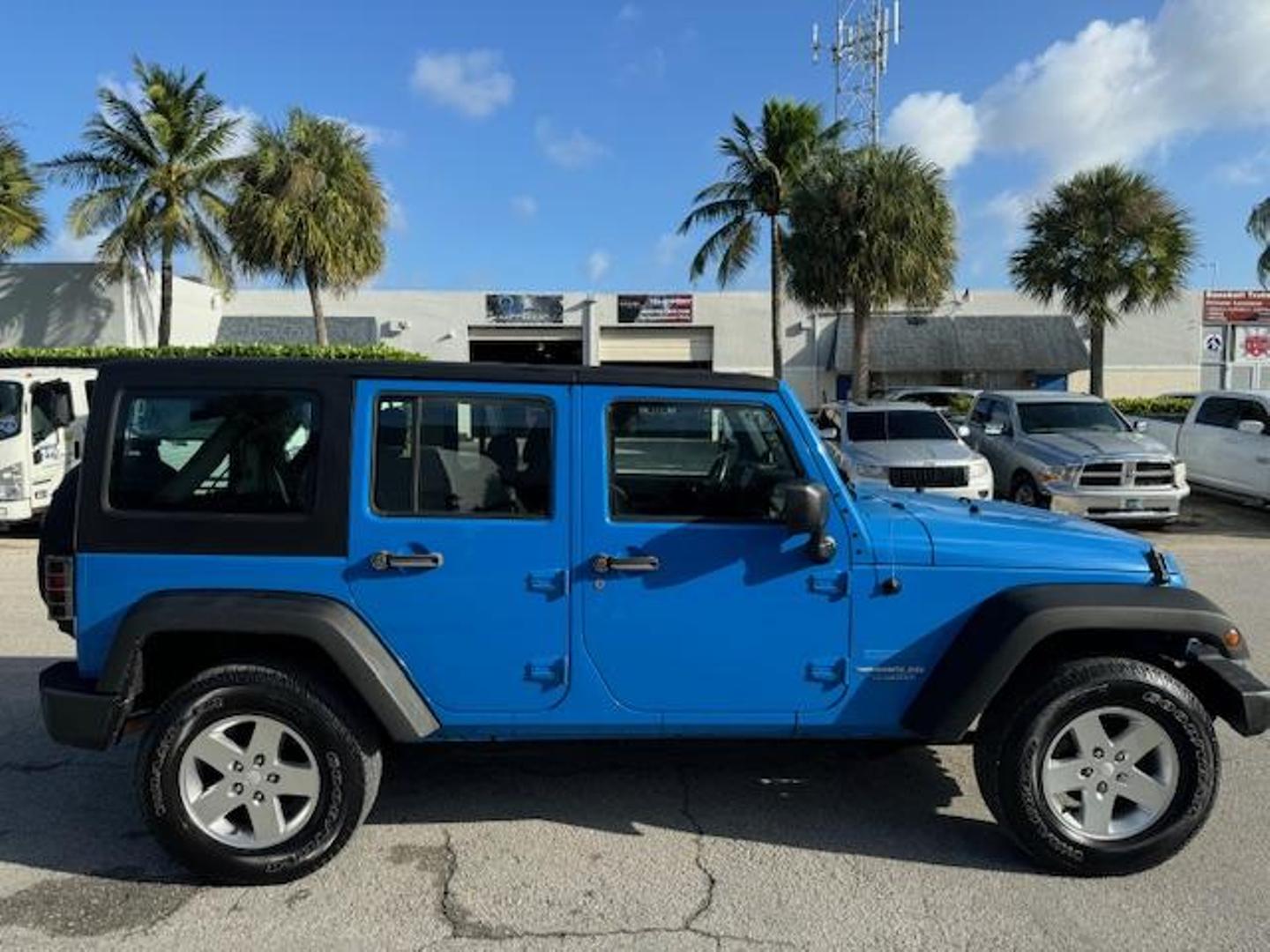 2011 Jeep Wrangler Unlimited Sport photo 5