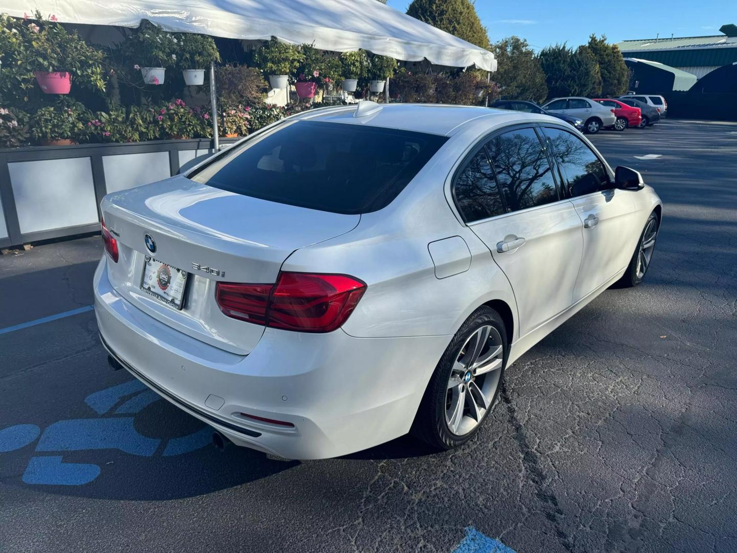 2017 BMW 3 Series 340i photo 12