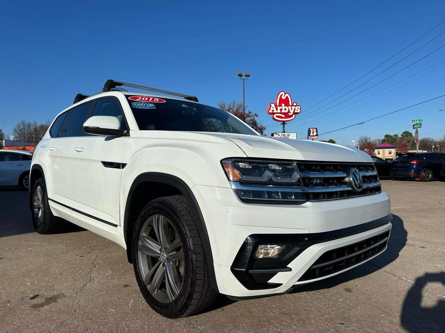 2018 Volkswagen Atlas SE w/Tech photo 4