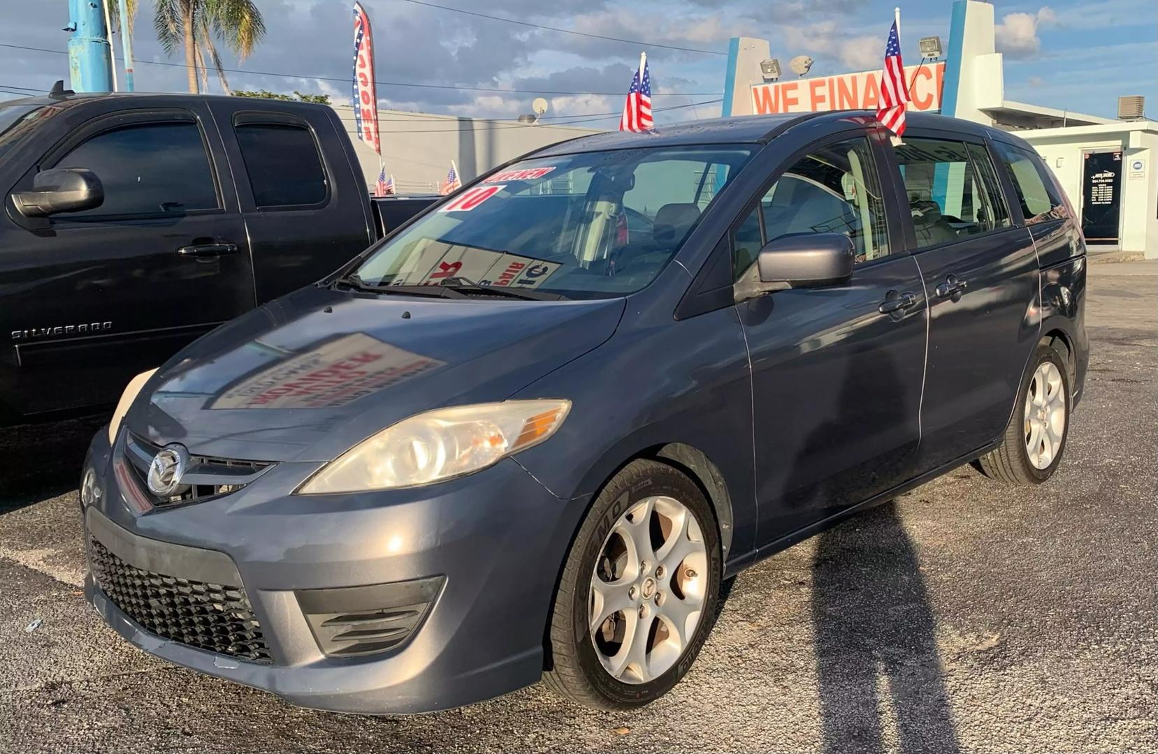 2010 Mazda MAZDA5 Touring photo 11