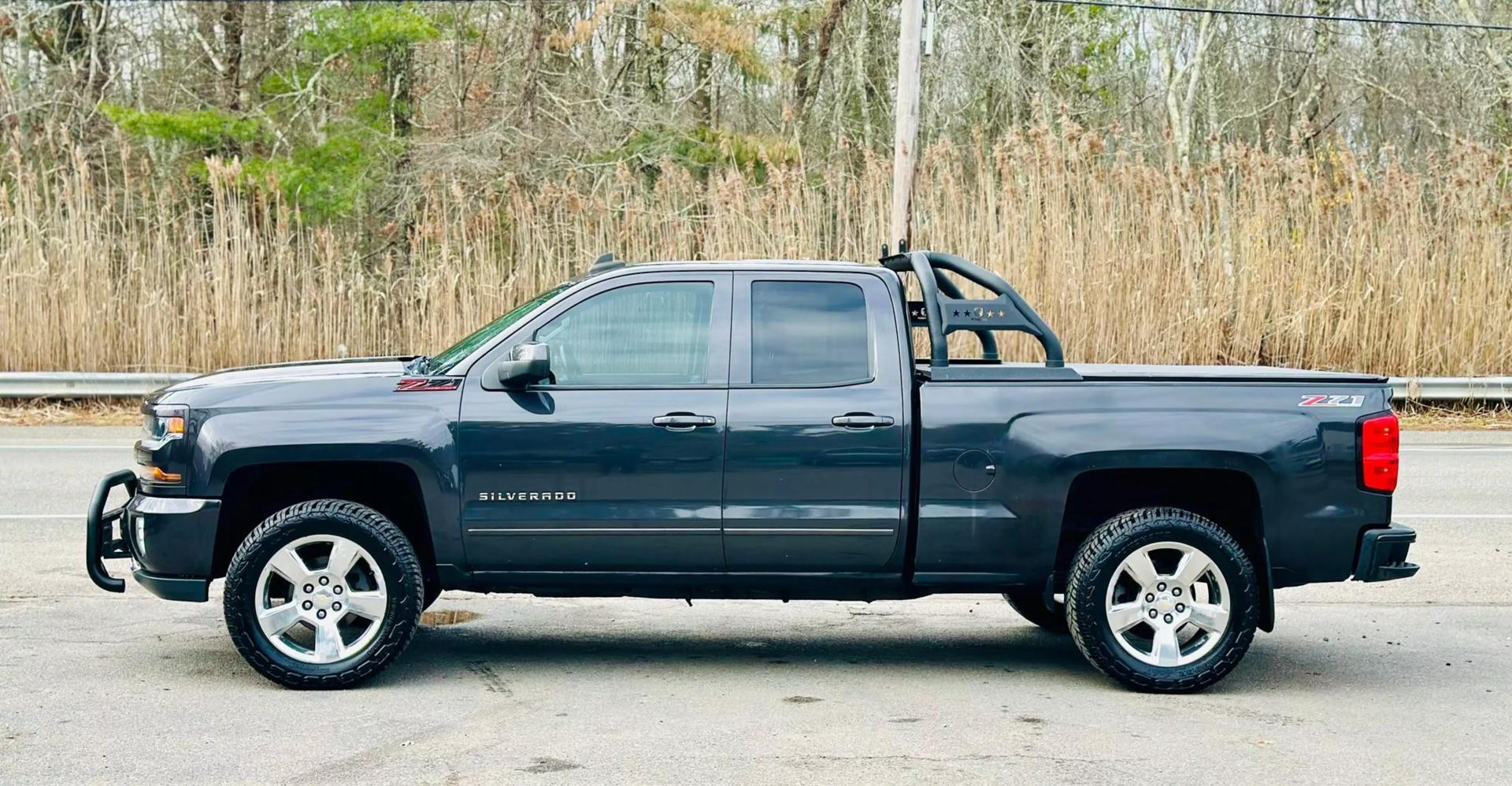 2016 Chevrolet Silverado 1500 LT photo 9