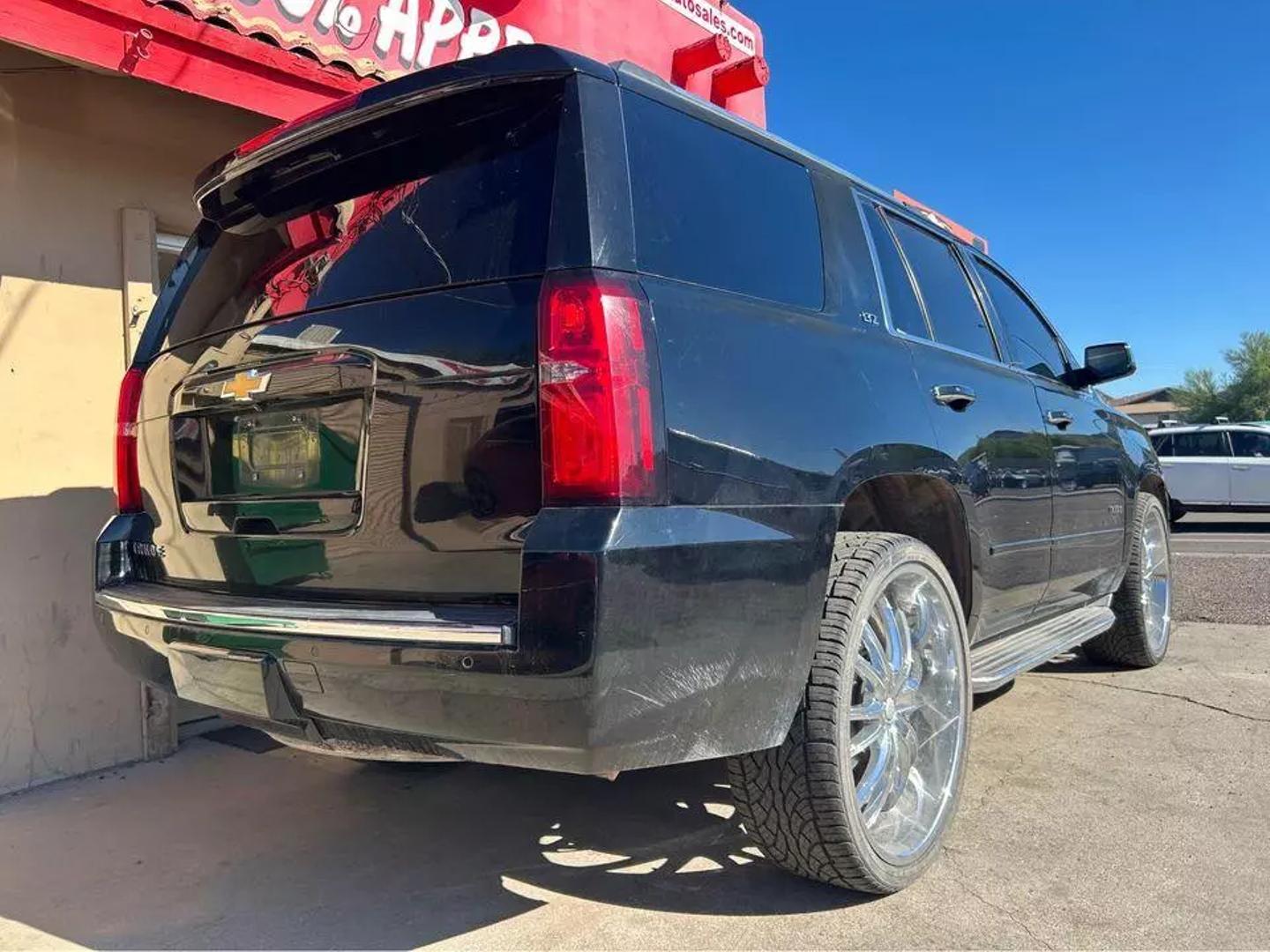 2015 Chevrolet Tahoe LTZ photo 5