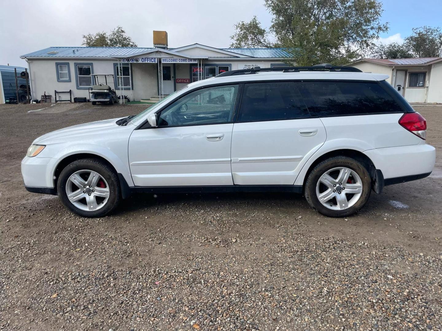 2009 Subaru Outback I Limited photo 8