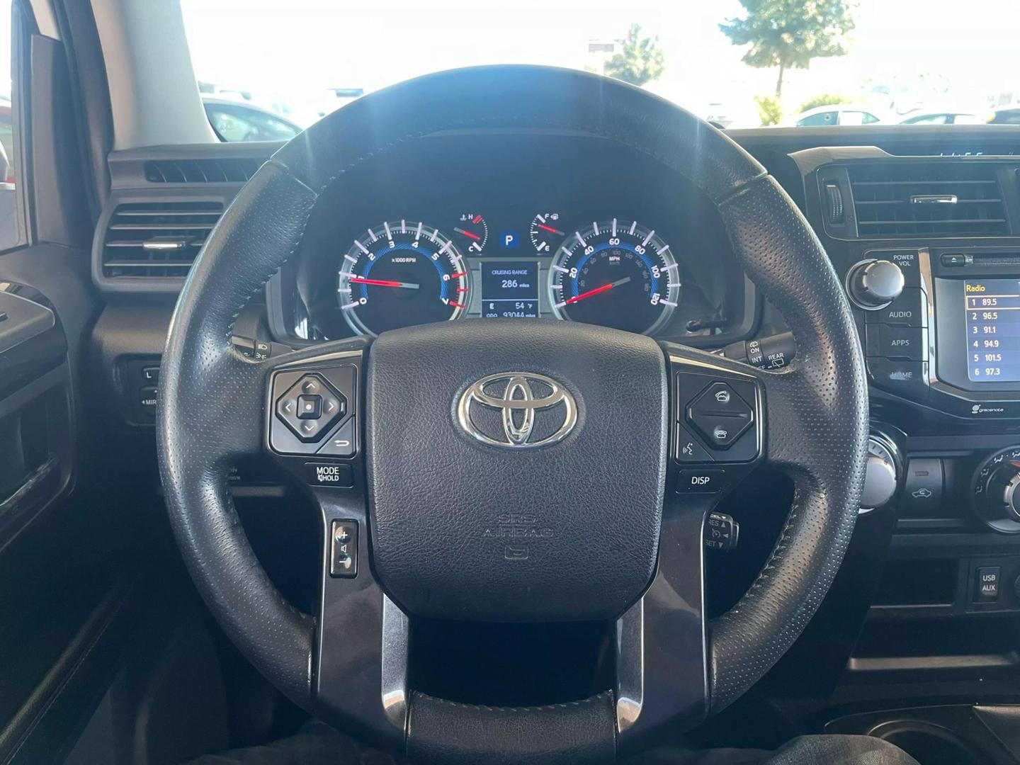 2016 Toyota 4Runner Trail photo 17