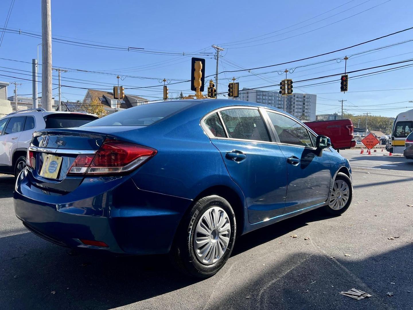 2013 Honda Civic LX photo 9