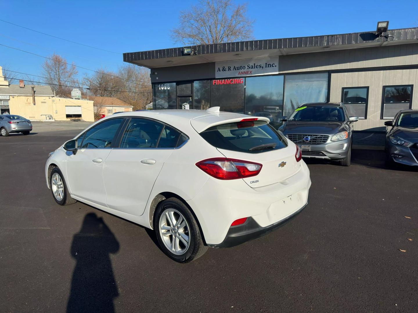 2018 Chevrolet Cruze LT photo 4