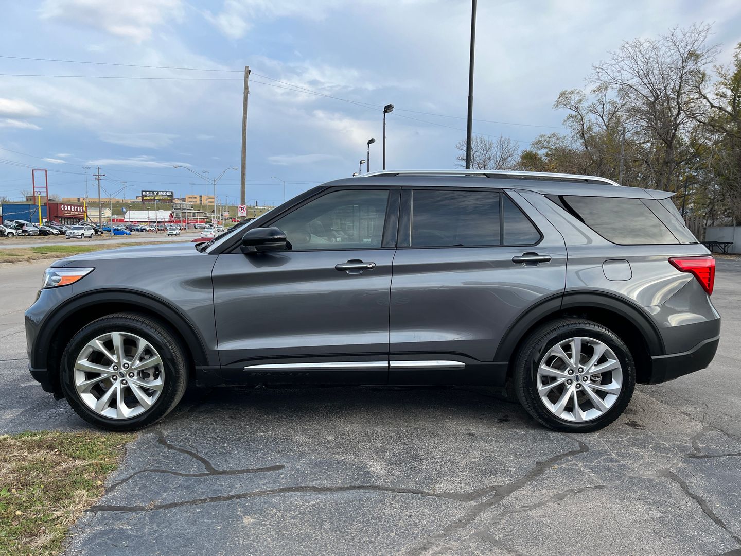 2022 FORD EXPLORER SUV V6, ECOBOOST, TWIN TURBO, 3.0 LITER PLATINUM SPORT UTILITY 4D