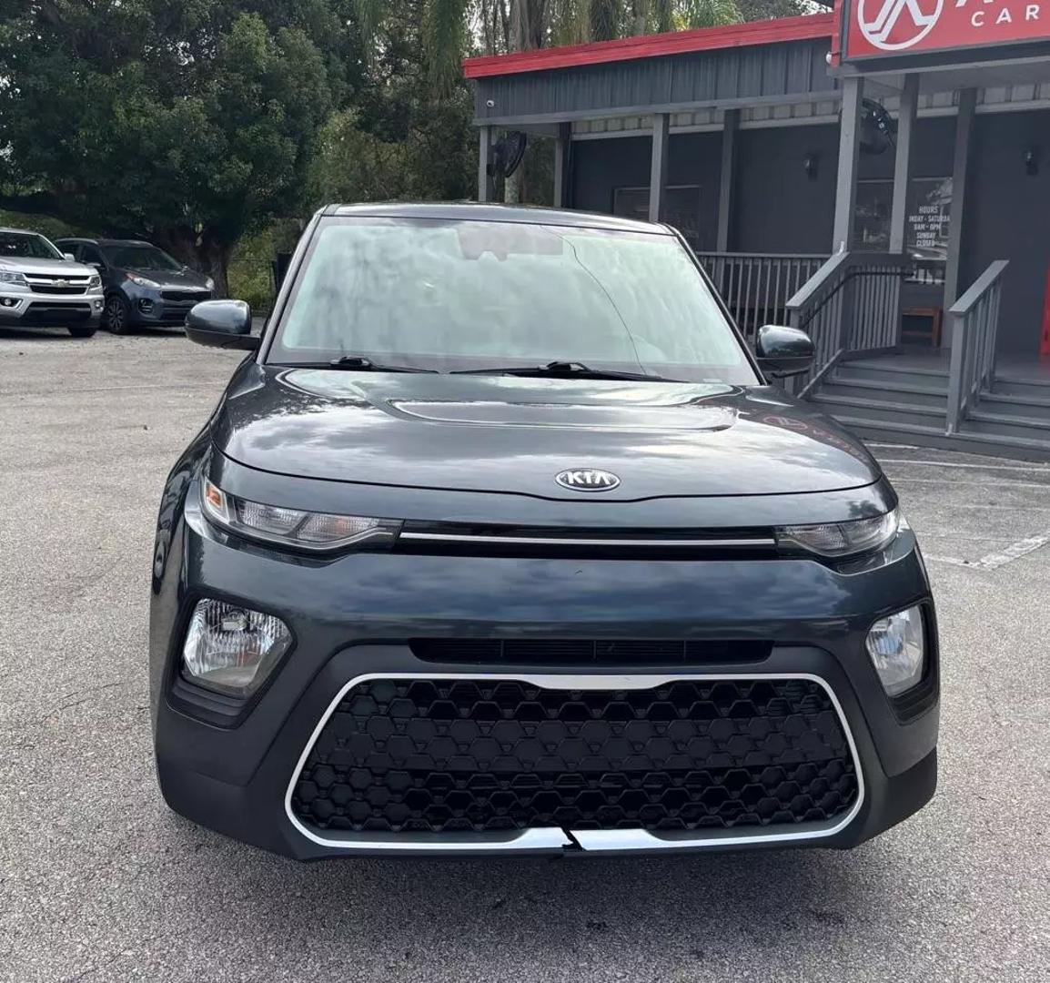 2021 Kia Soul S photo 2