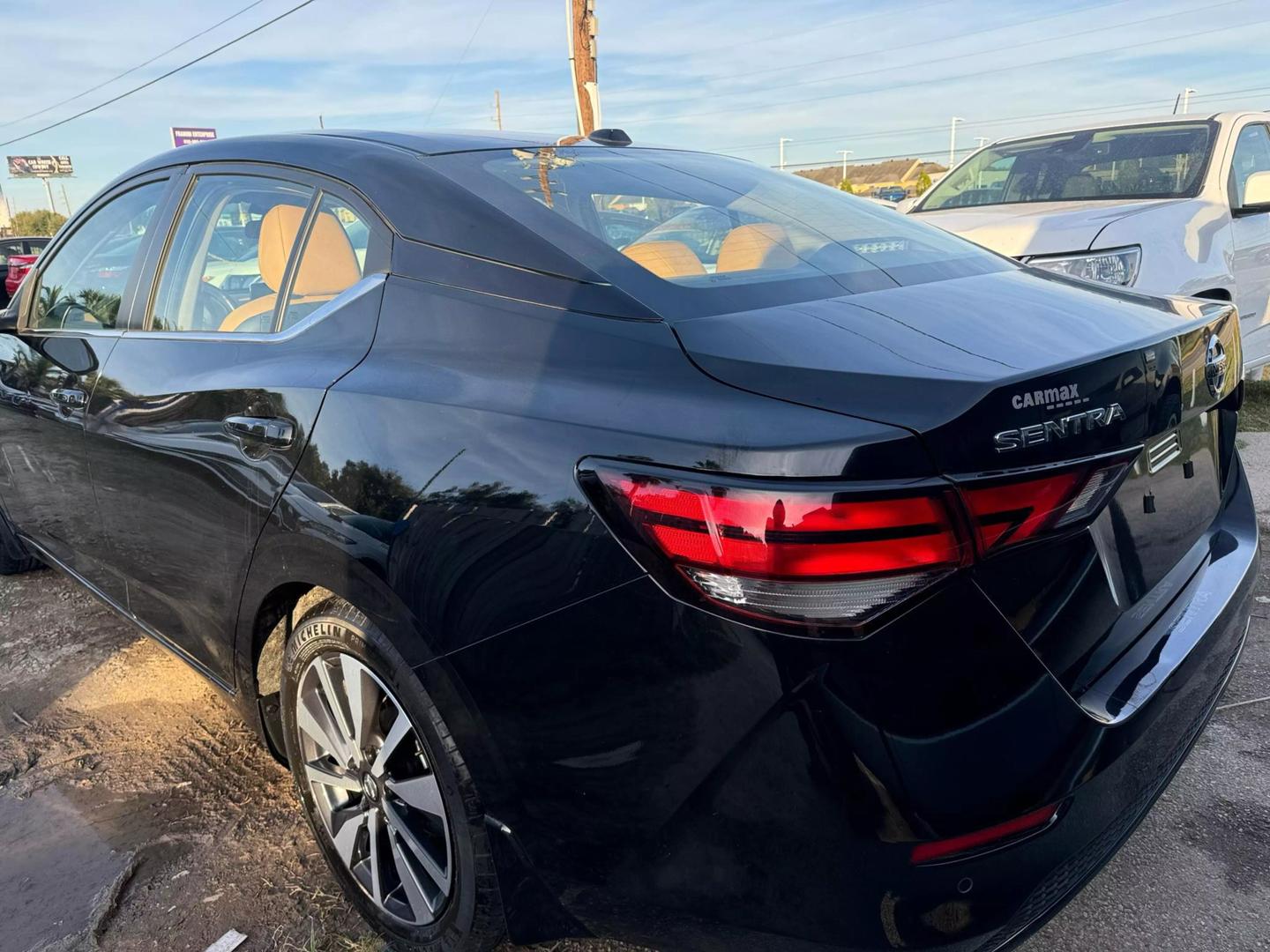 2021 Nissan Sentra SV photo 24