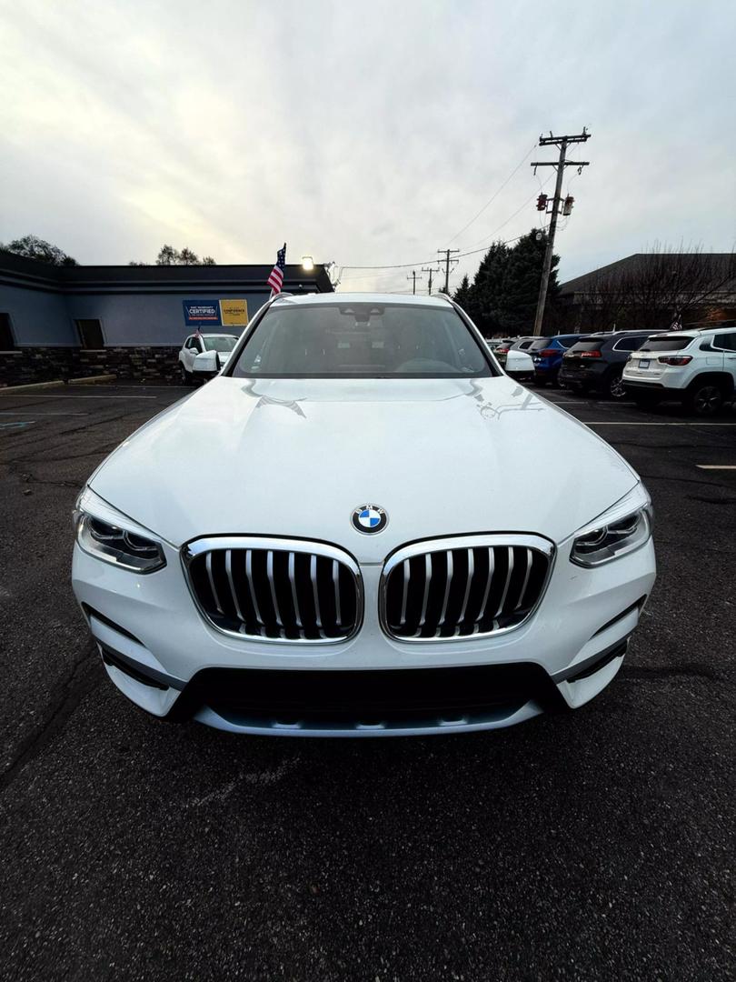 2018 BMW X3 xDrive30i photo 2