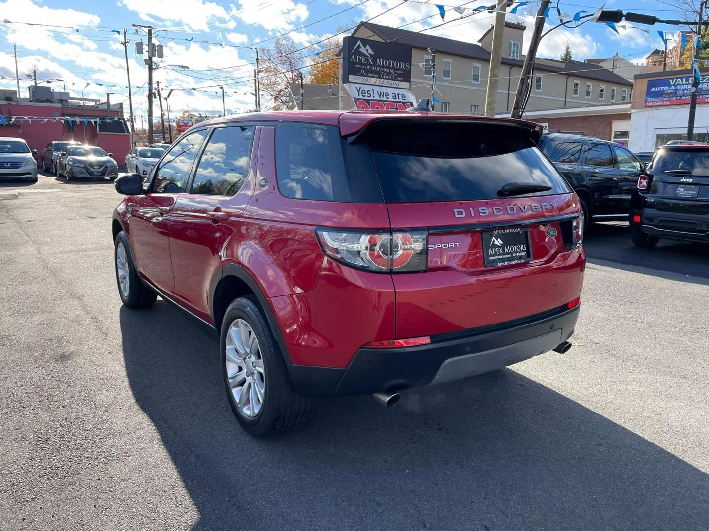 2016 Land Rover Discovery Sport SE photo 9