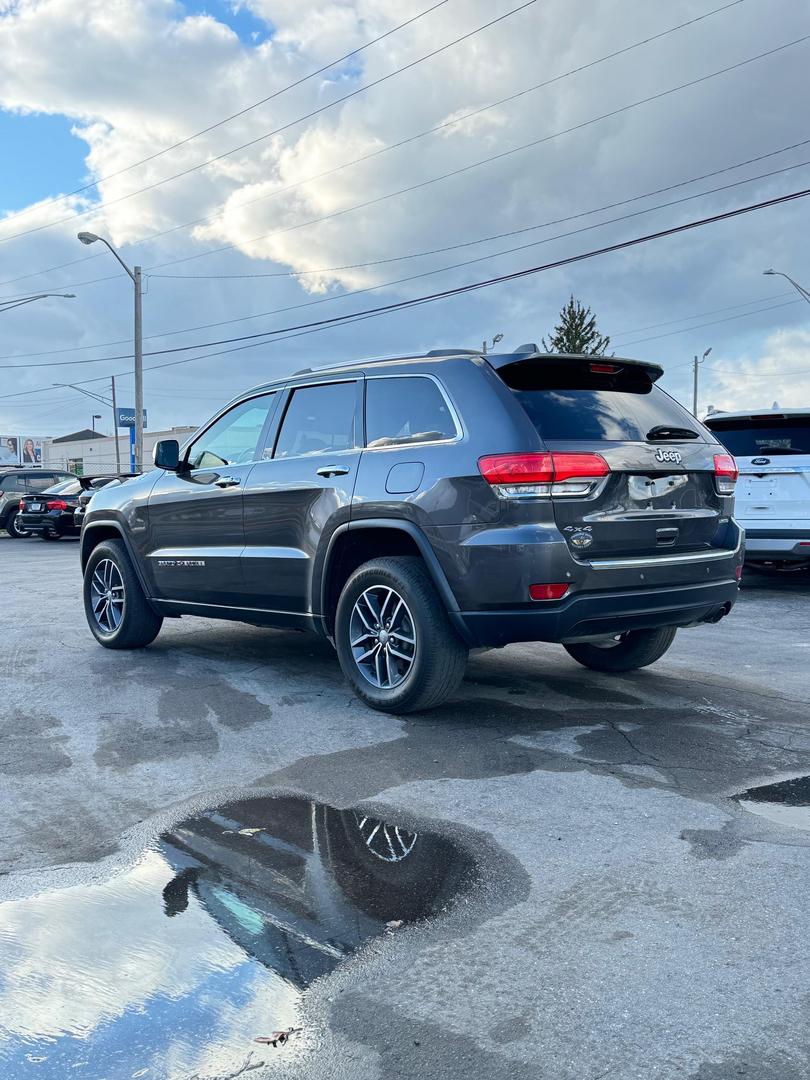 2018 Jeep Grand Cherokee Limited photo 3