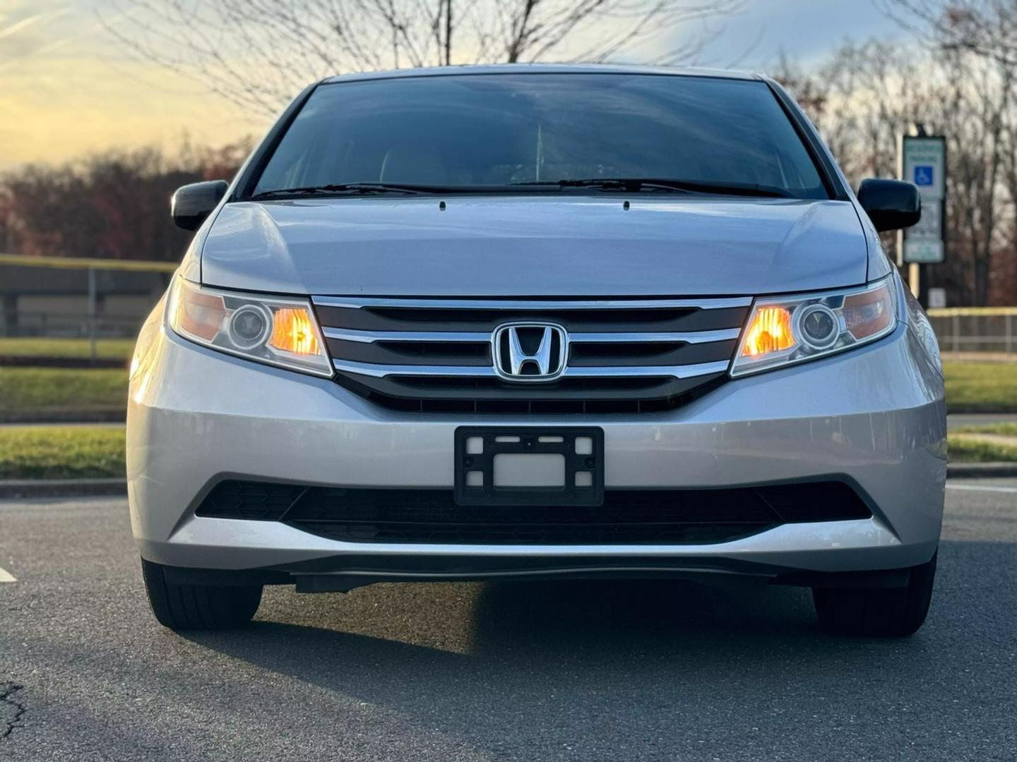 2013 Honda Odyssey EX-L photo 3