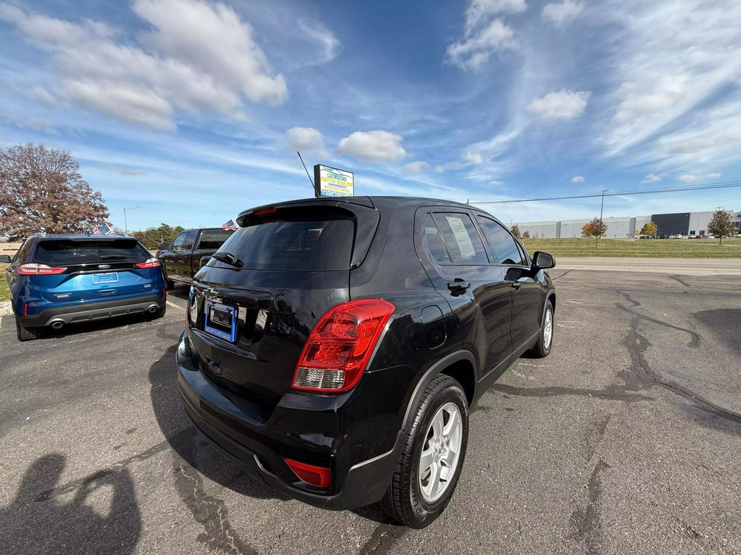 2020 Chevrolet Trax LS photo 5