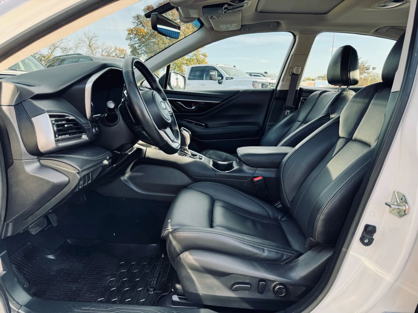 2020 Subaru Legacy - Image 14