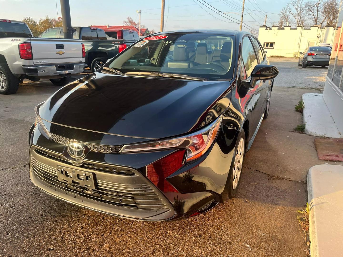 2023 Toyota Corolla LE photo 6