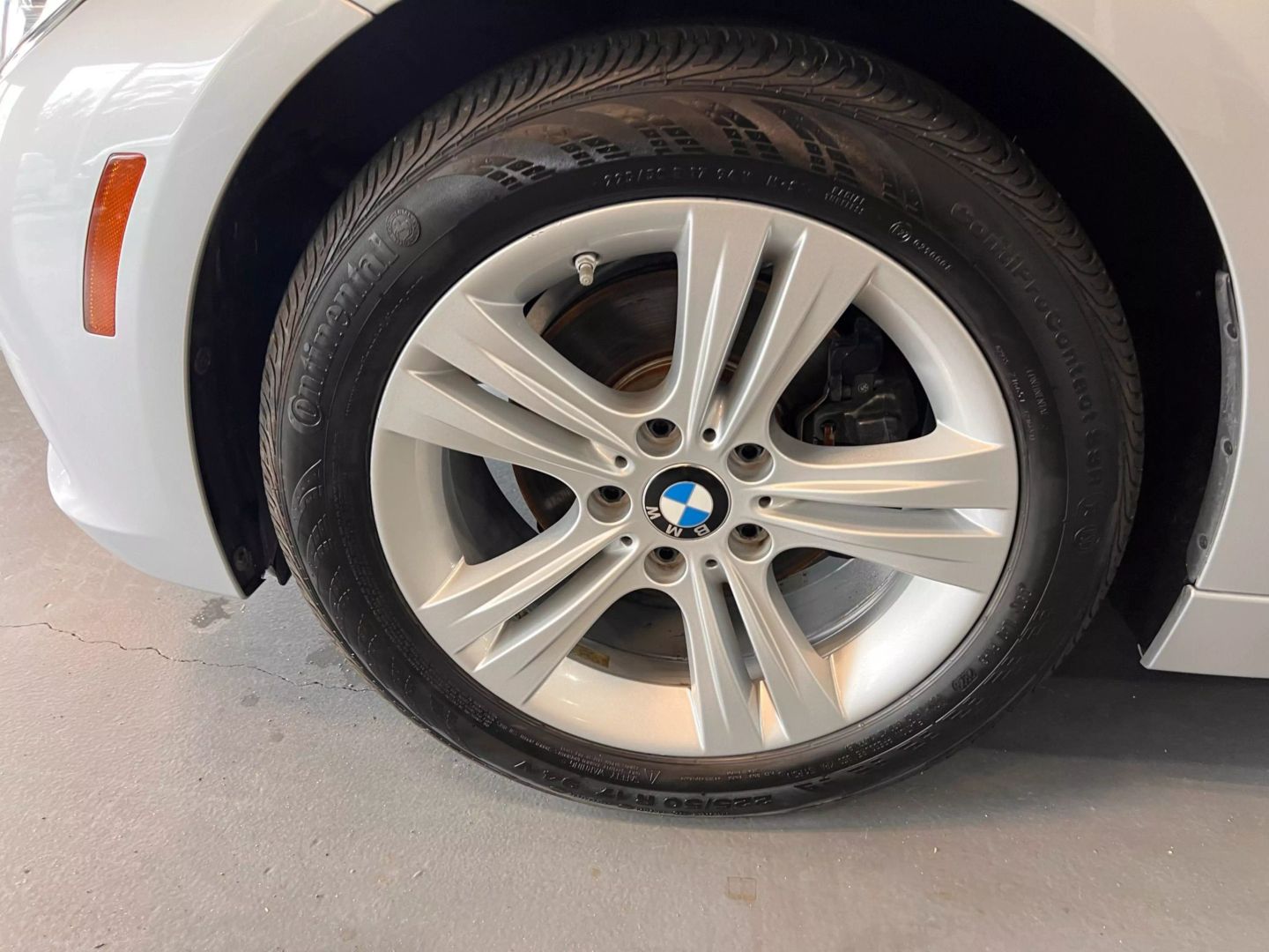 2018 Bmw 3 Series 330i Sedan 4d - Image 12