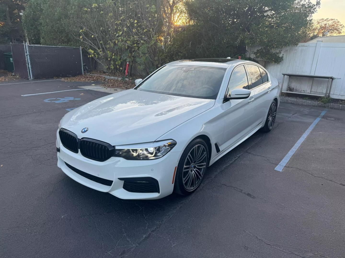 2019 BMW 5 Series 540i photo 6