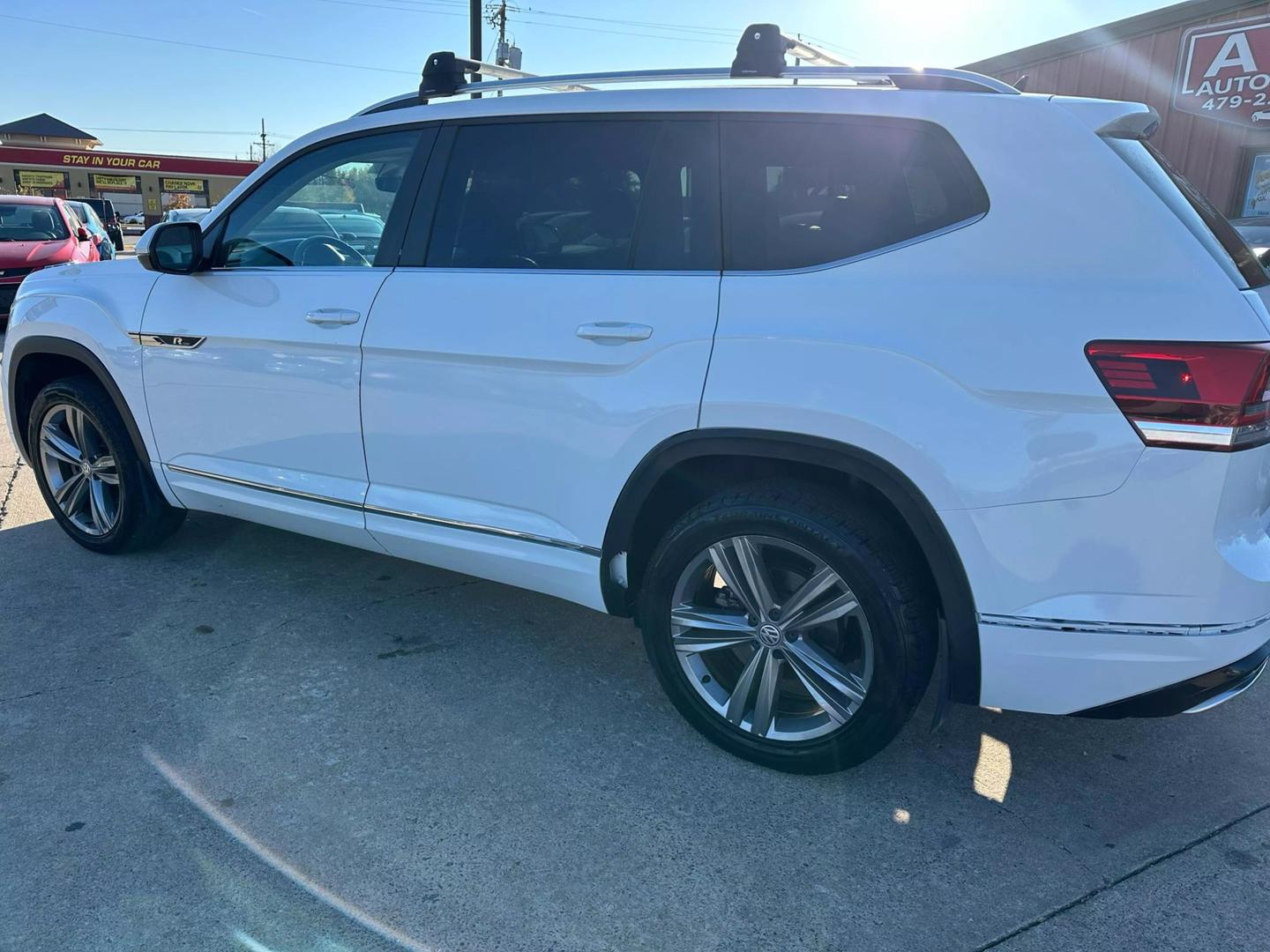 2018 Volkswagen Atlas SE w/Tech photo 15