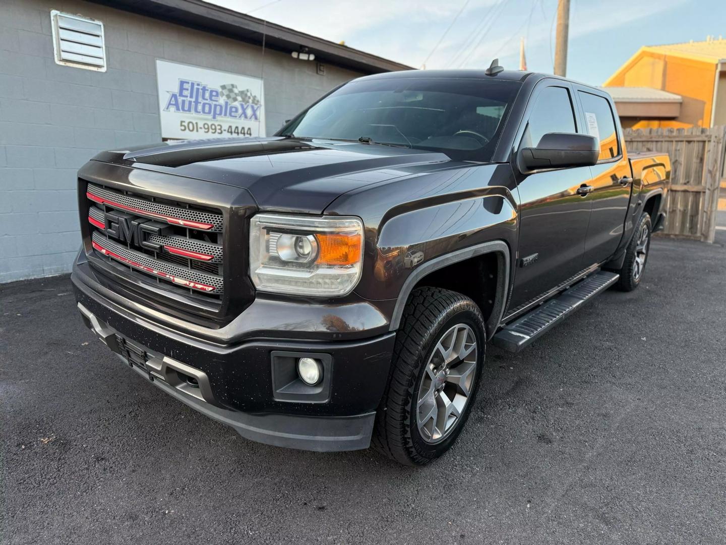 GMC Sierra 1500's photo