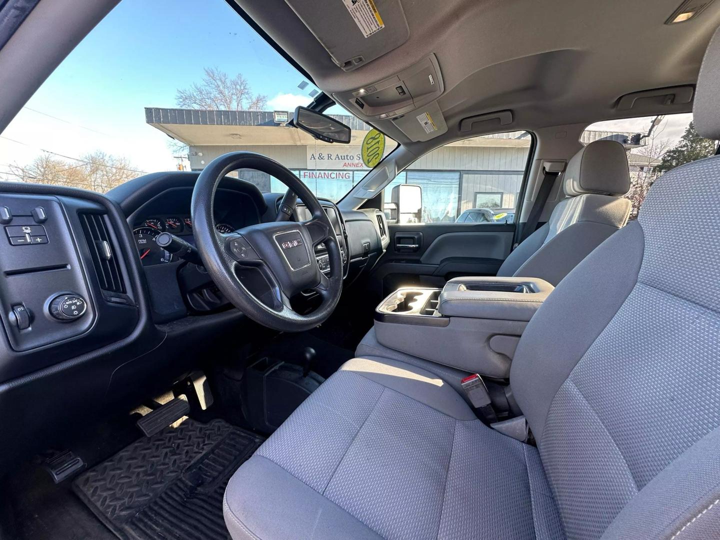 2018 GMC Sierra 1500 Base photo 13