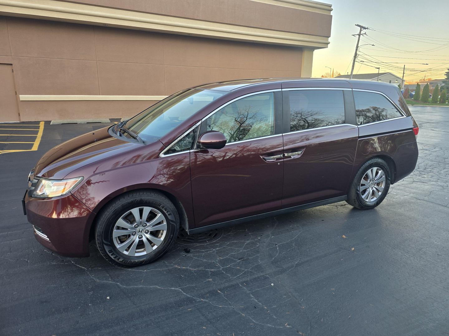 2014 Honda Odyssey EX-L photo 16