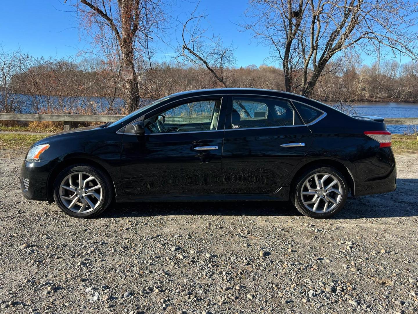 2014 Nissan Sentra SR photo 8