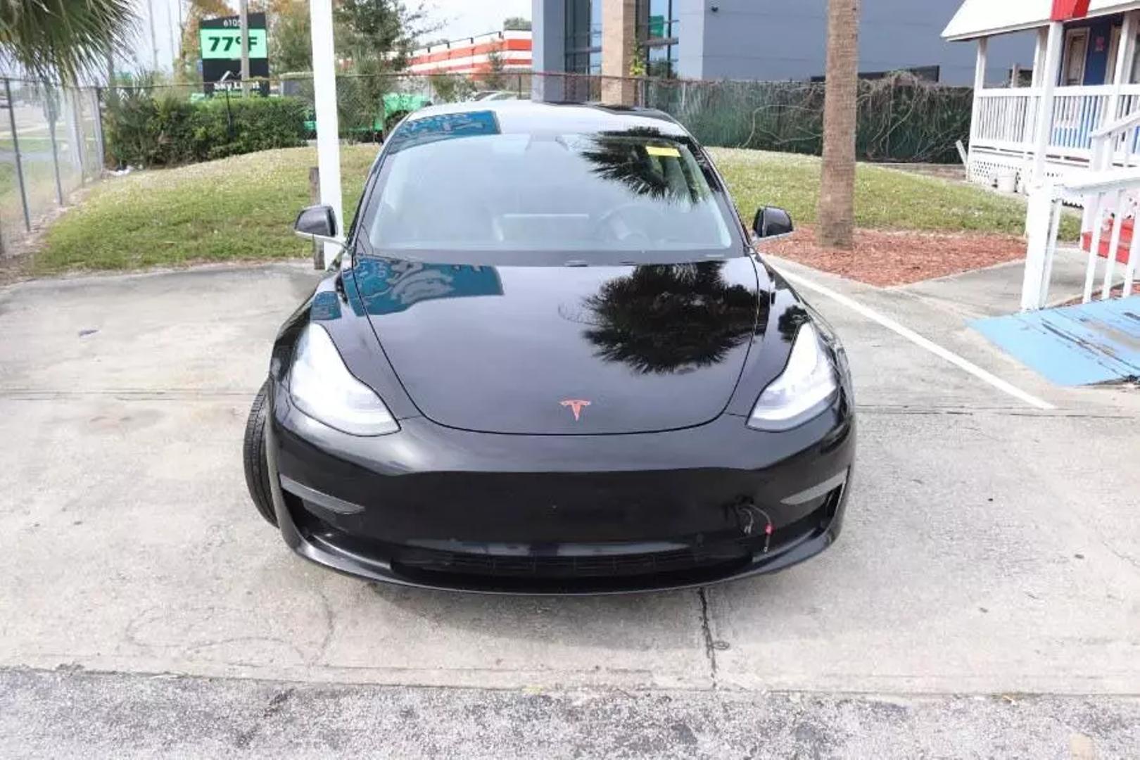 2019 Tesla Model 3 Base photo 2