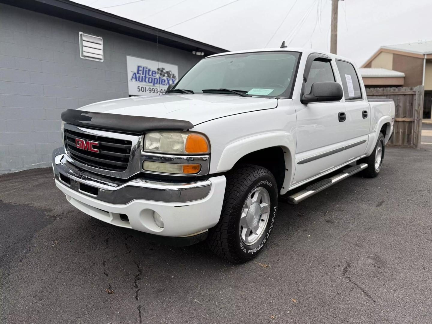 GMC Sierra 1500's photo