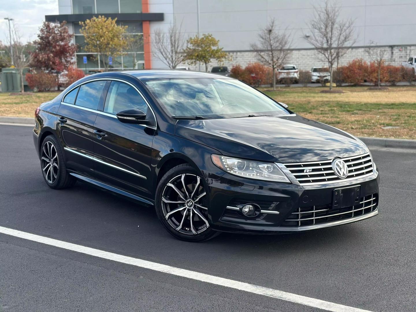 2014 Volkswagen CC R-Line photo 2