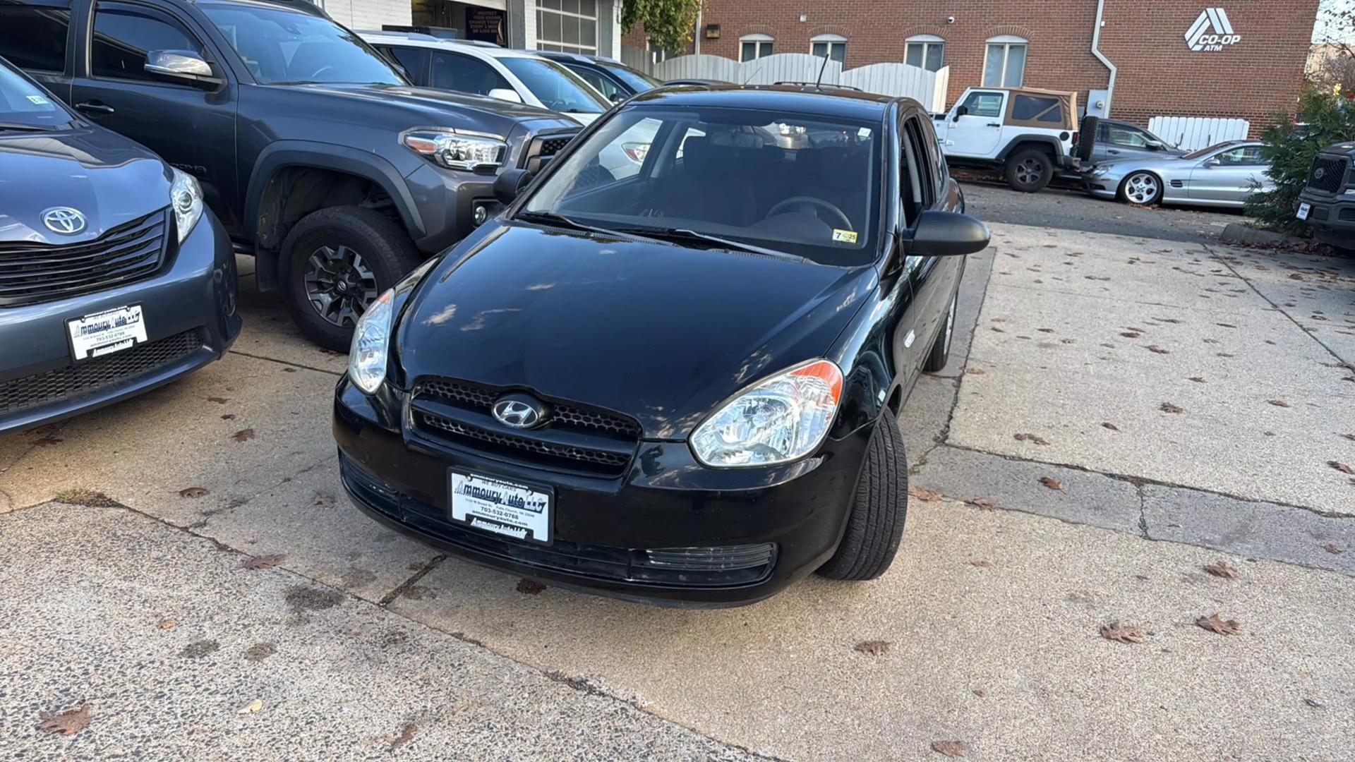 2008 Hyundai Accent GS photo 3