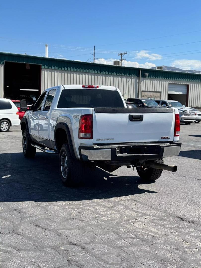 2007 GMC Sierra 2500HD Work Truck photo 6