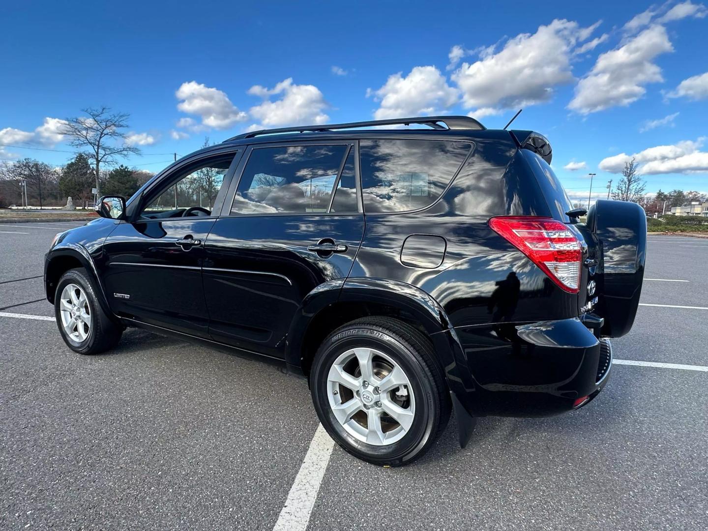 2010 Toyota RAV4 Limited photo 2