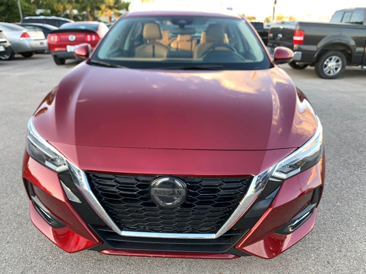 2020 Nissan Sentra SV photo 6